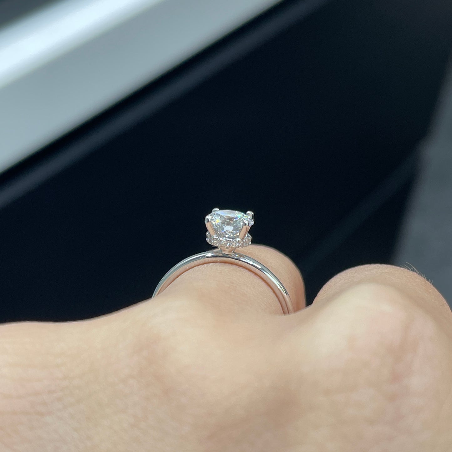 IGI diamond Round 0.8ct four-prong underhalo ring