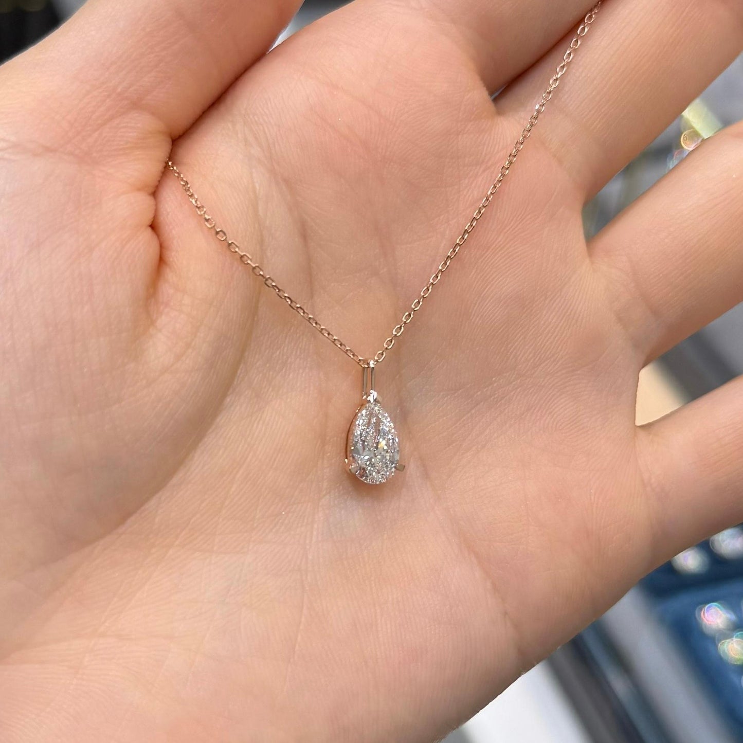 Lab diamond pear shape 0.7ct three-prong pendant with necklace