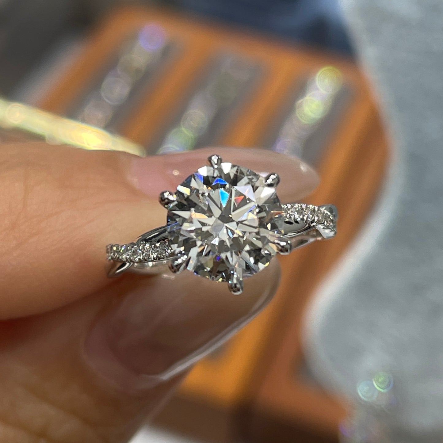 IGI lab diamond round 1.5ct six-prong pave twisted band ring