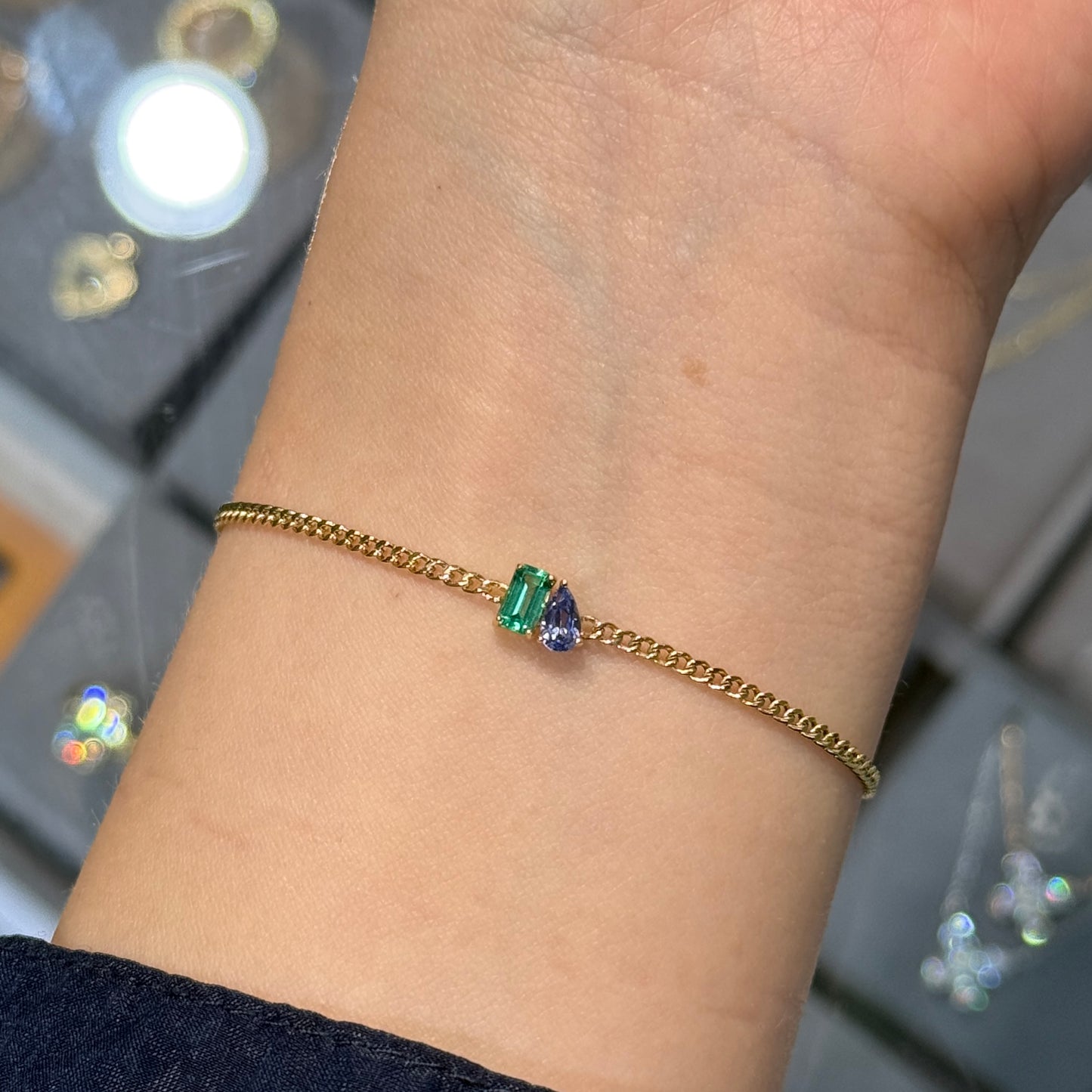 Lab Emerald emerald cut 0.3ct & Lab sapphire pear shape 0.25ct toi et moi 1.8mm Cuban bracelet