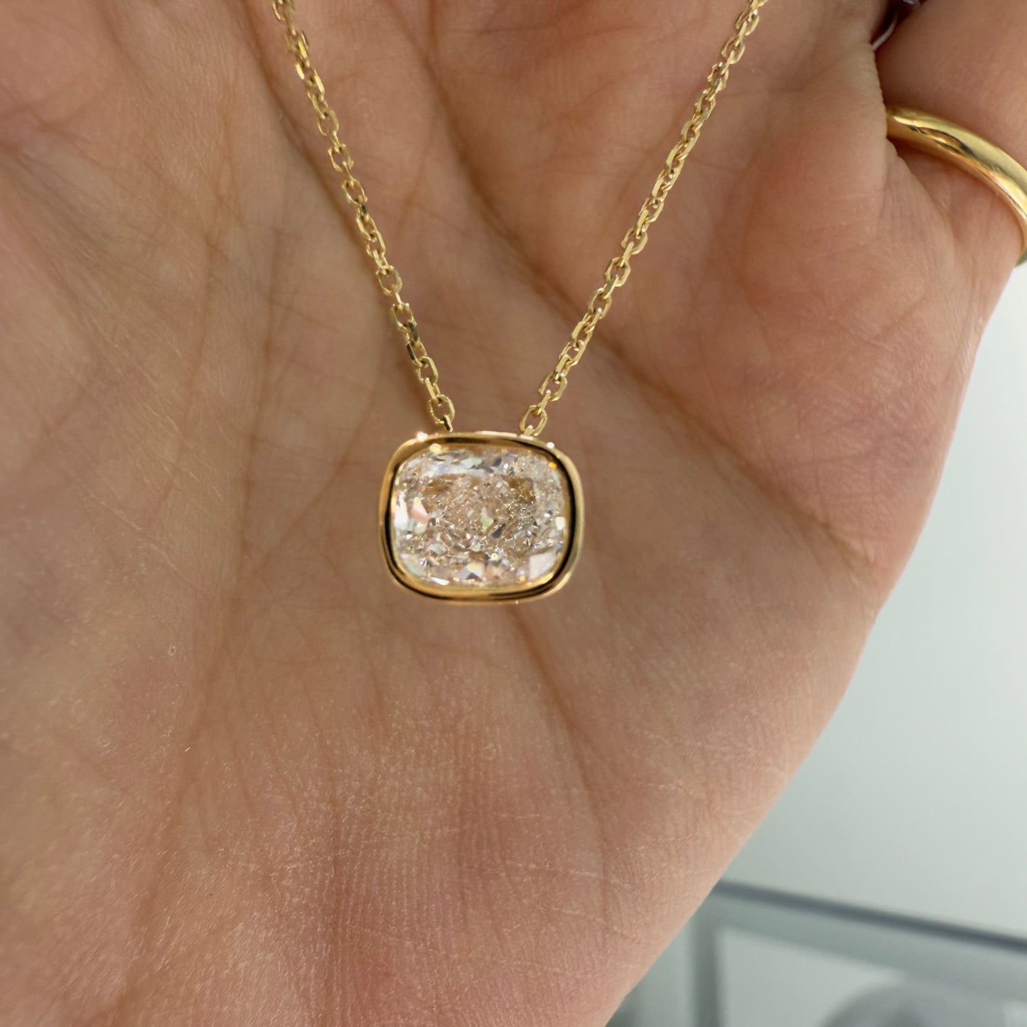 Lab diamond cushion 0.8ct bezel pendant with necklace