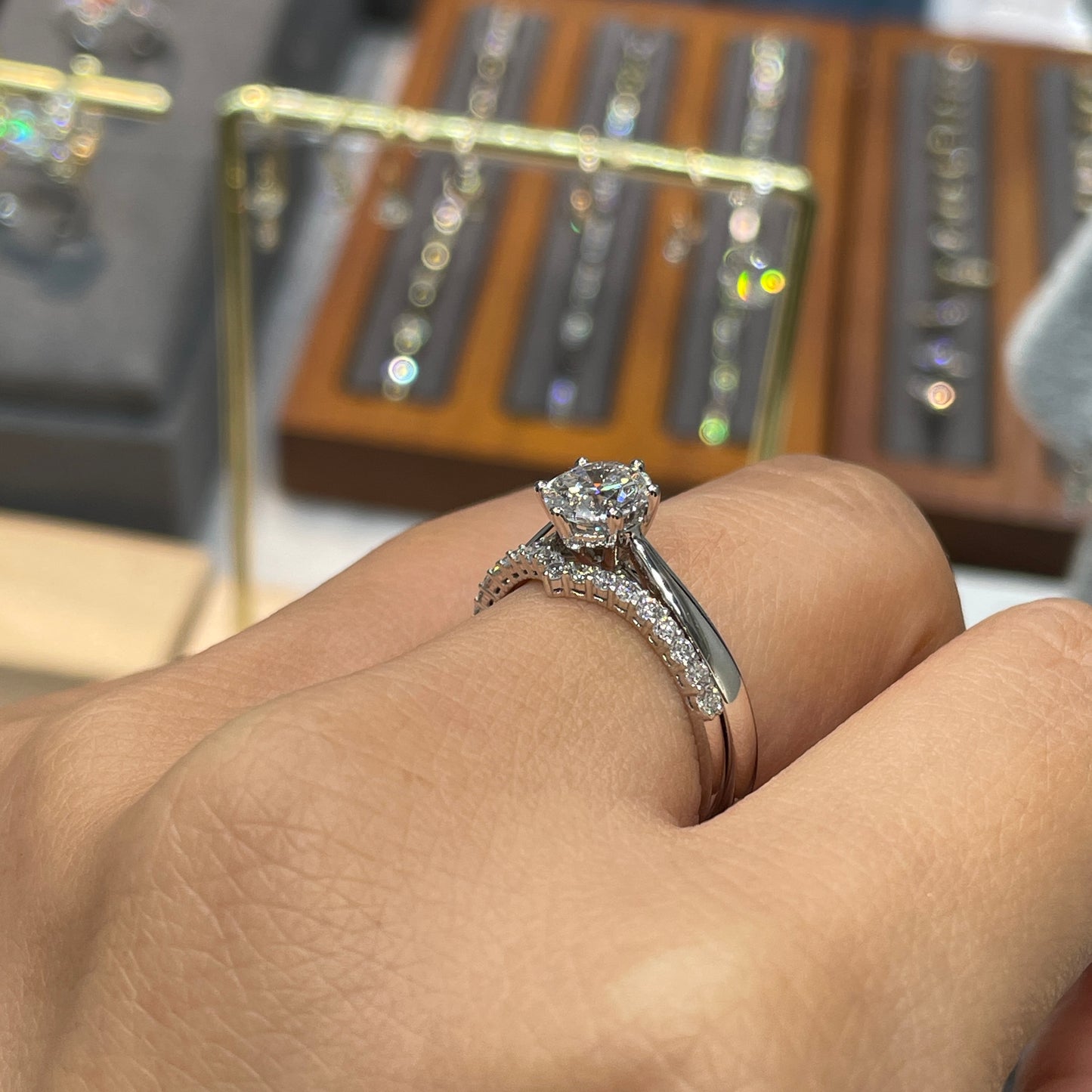 Lab diamond round 0.25ct v shape half eternity ring