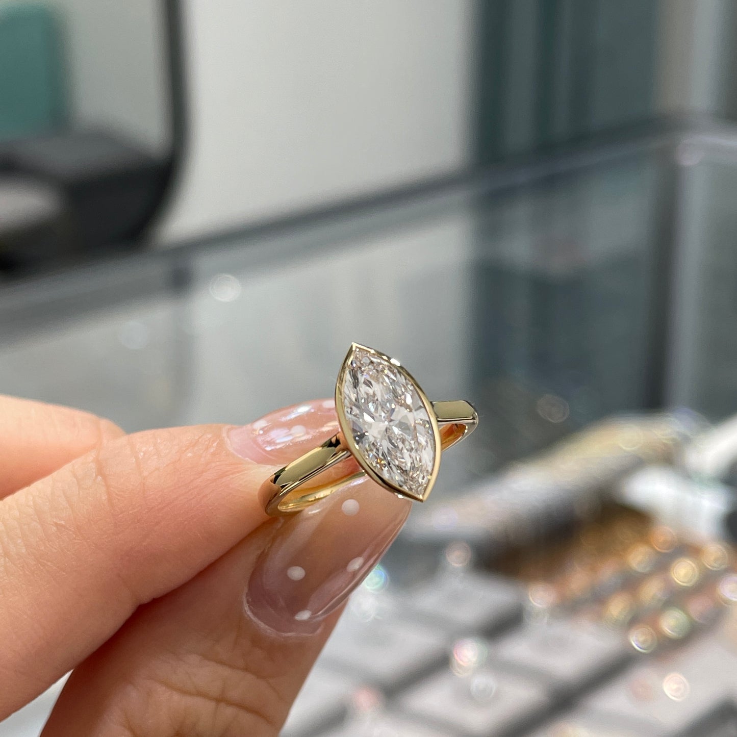 IGI Lab diamond Marquise shape 1.5ct bezel ring