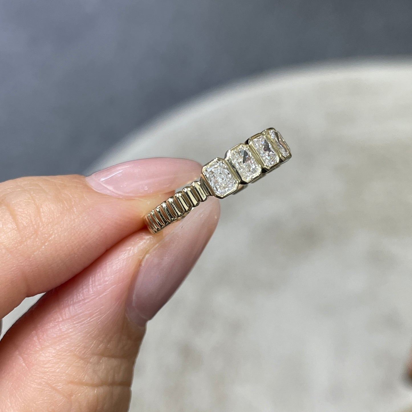 9k Lab diamond radiant cut 1.18ct bezel vertical line band half eternity ring