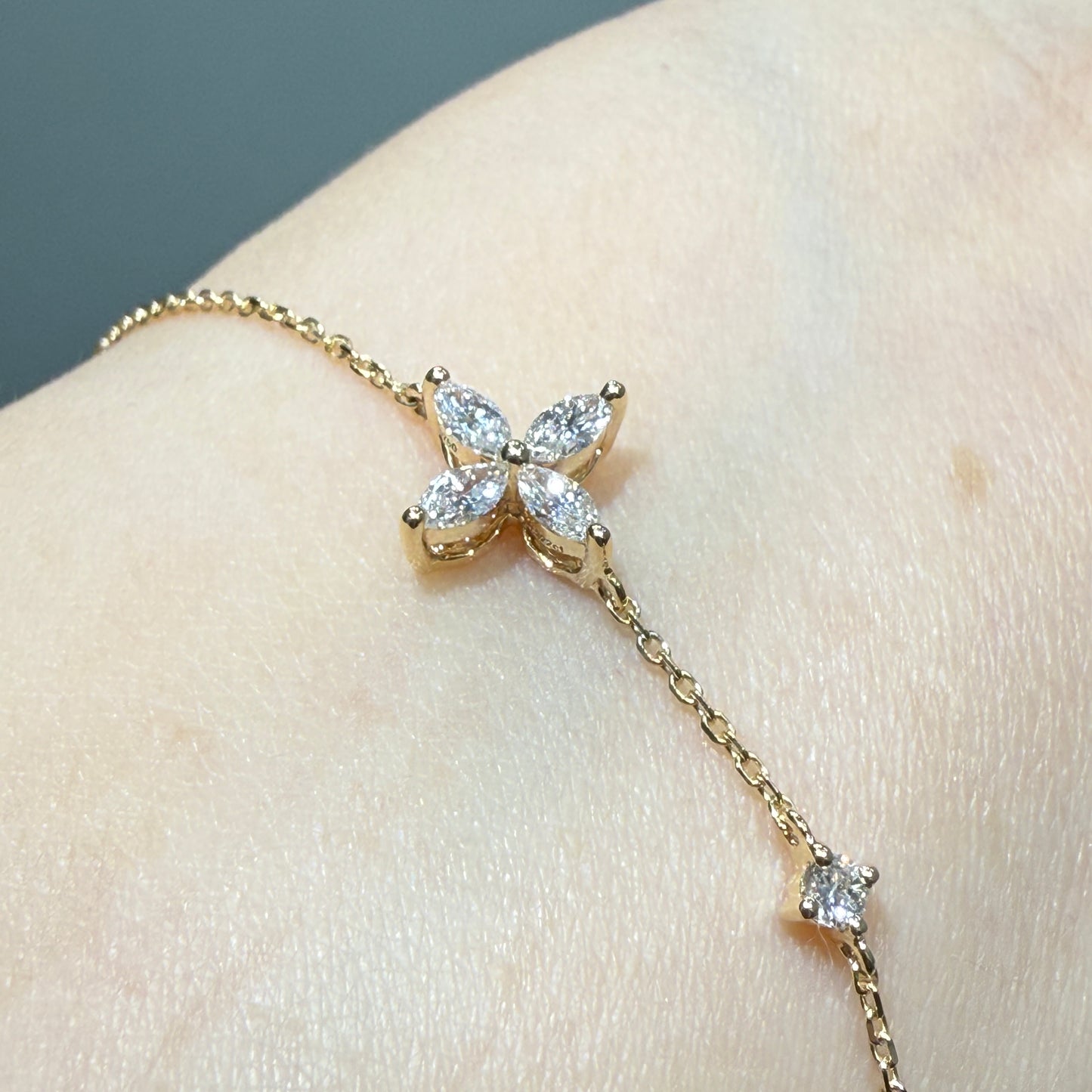 Lab diamond marquise flower with little diamond bracelet