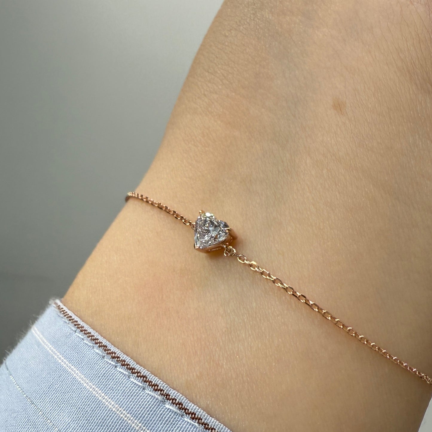 Lab diamond Heart shape 0.4ct three-prong bracelet