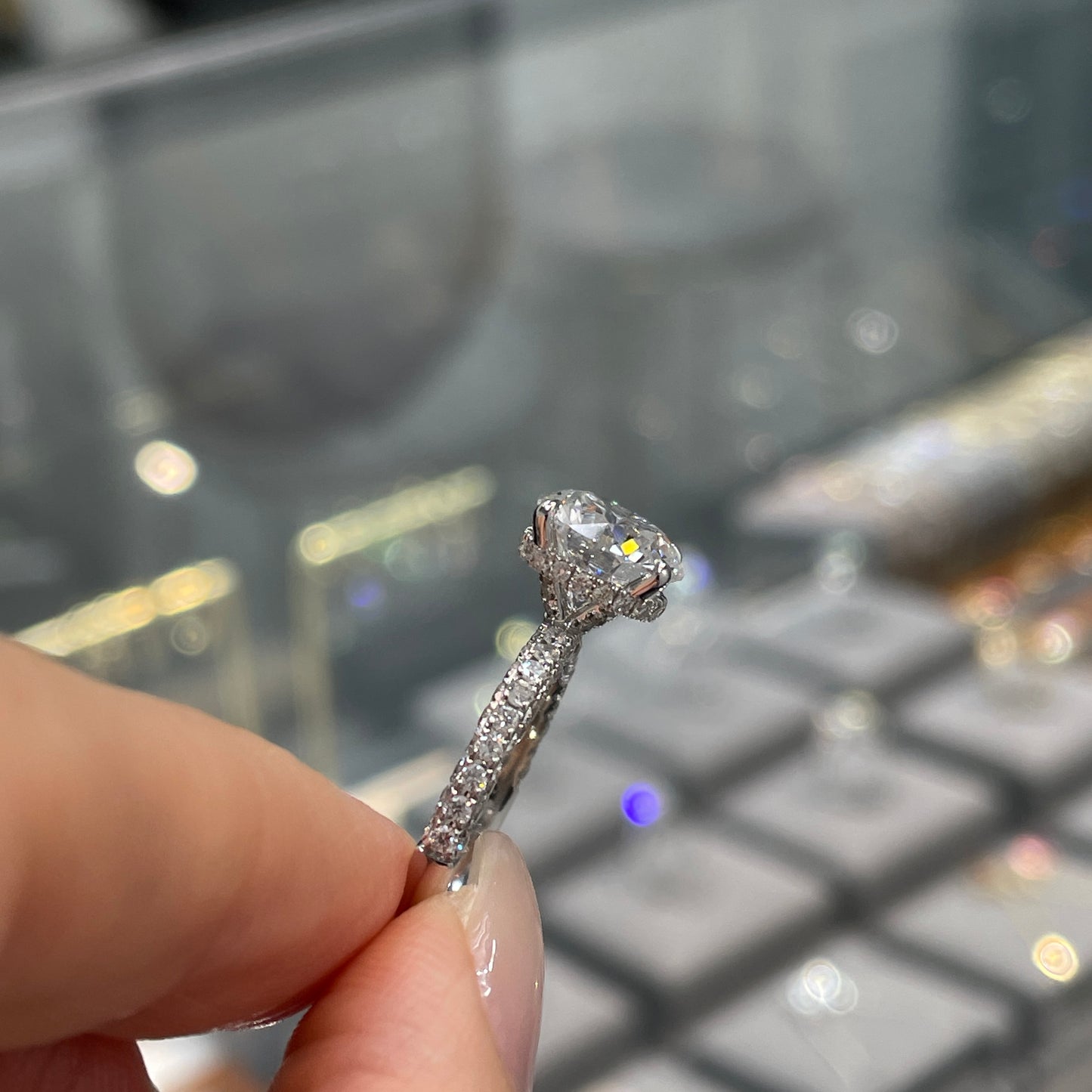 IGI Lab diamond Round 2ct underhalo with underpaved three-side pave band ring