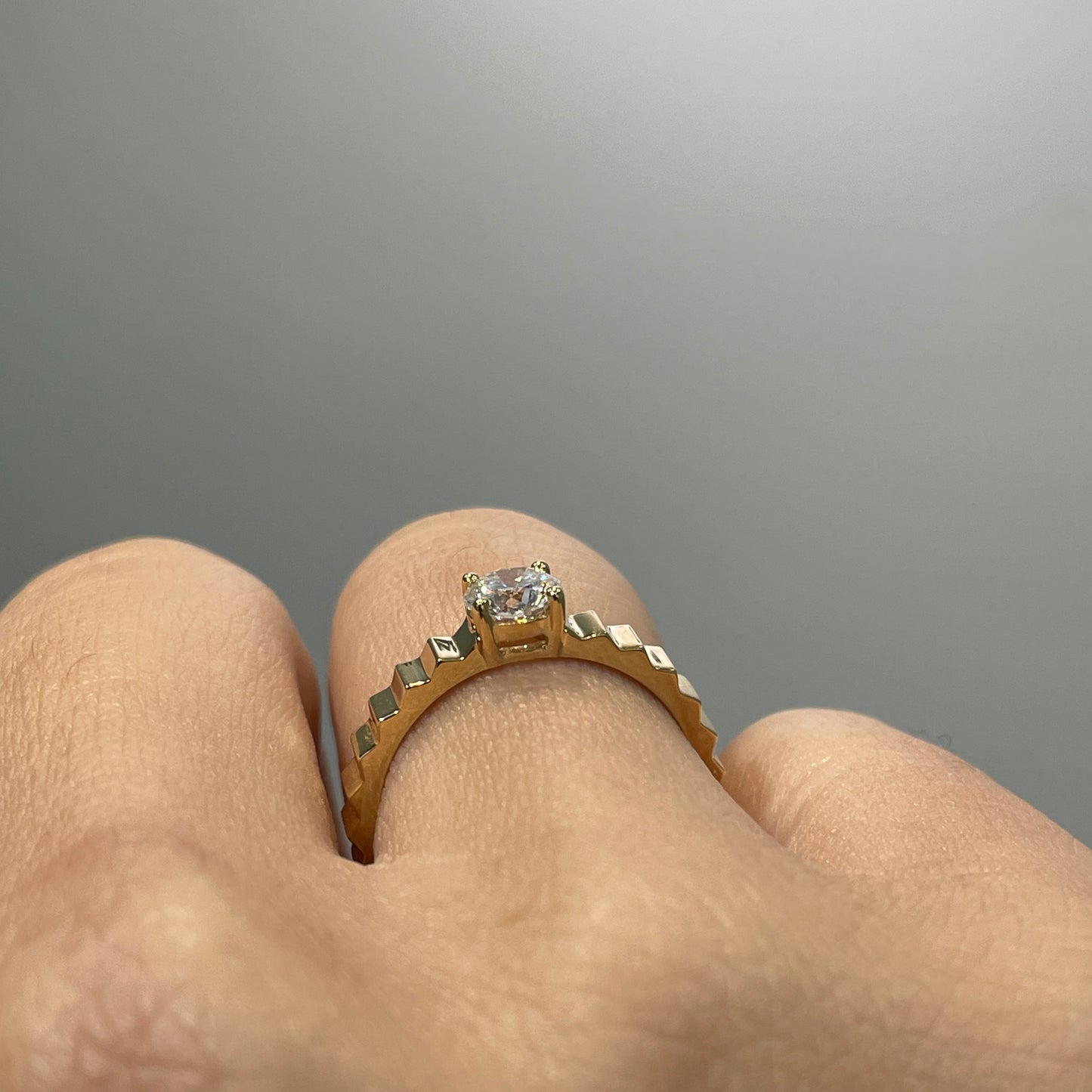 Lab diamond Round 0.5ct ladder ring