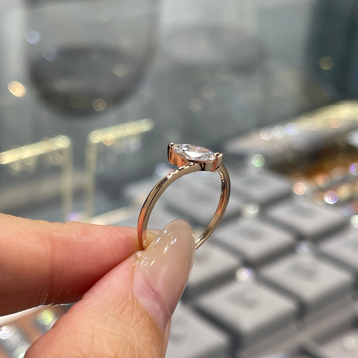 Lab diamond Marquise shape 0.4ct Twist band ring