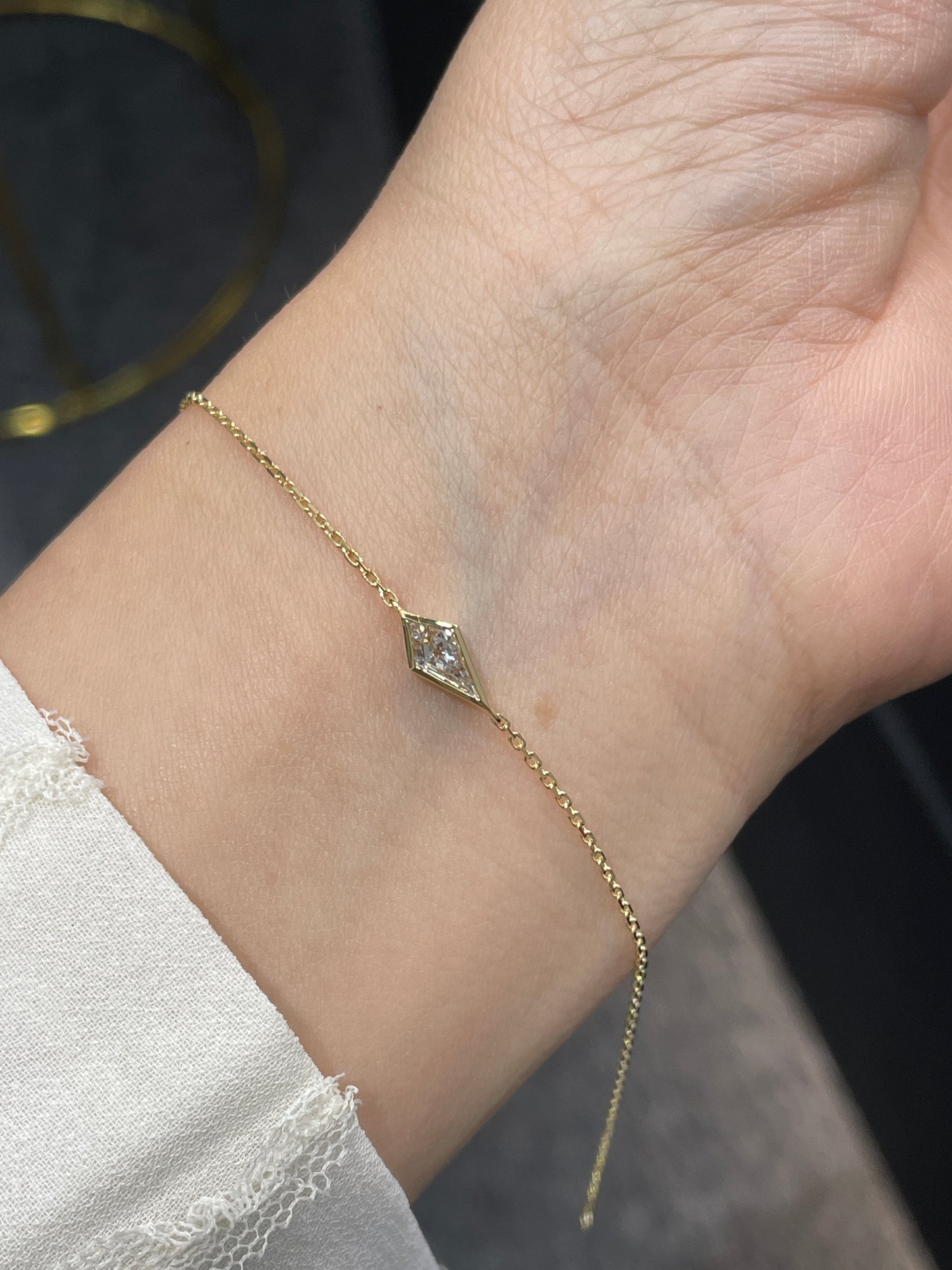 Lab diamond Kite 0.3ct bezel bracelet bio