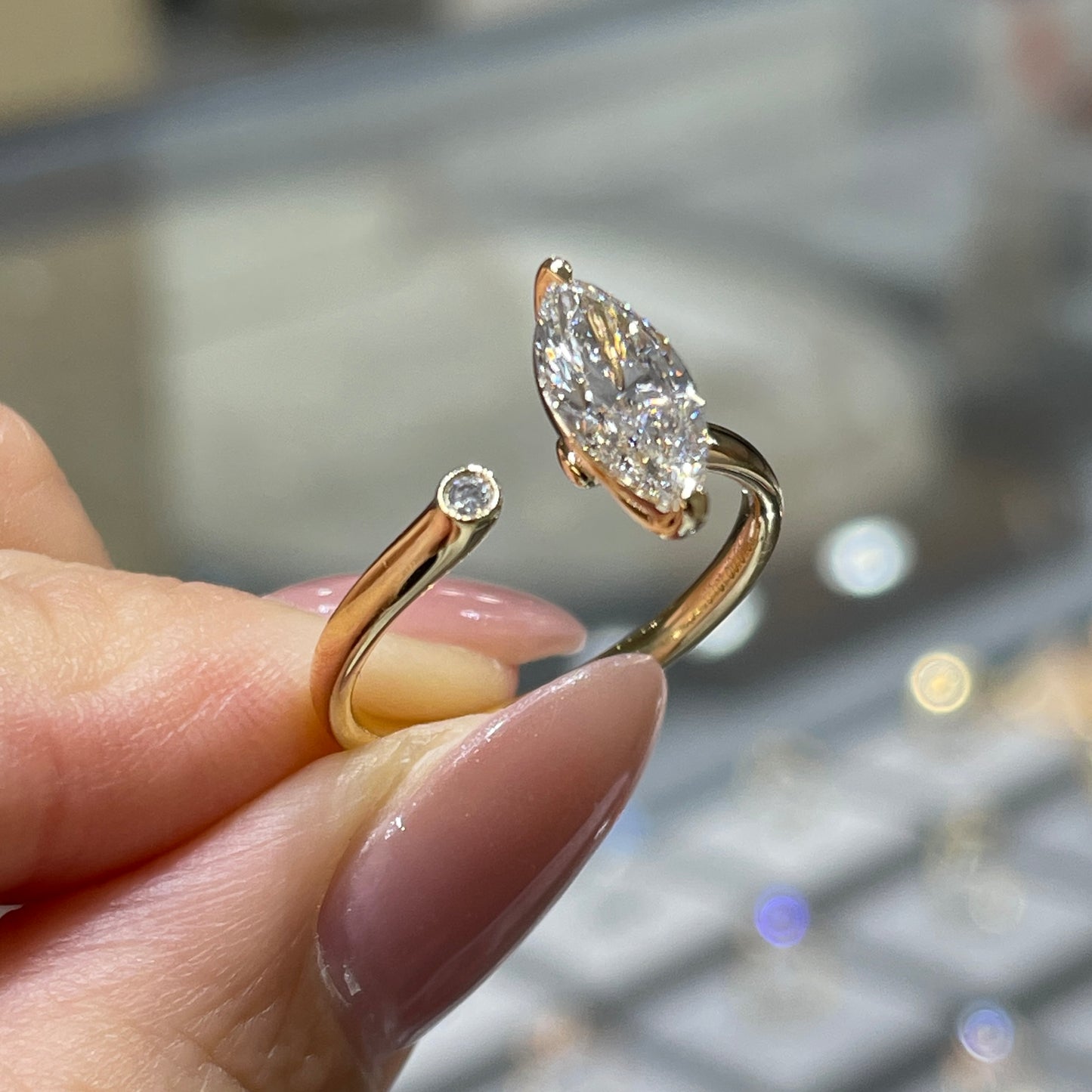 IGI Lab diamond marquise shape 1ct open ring