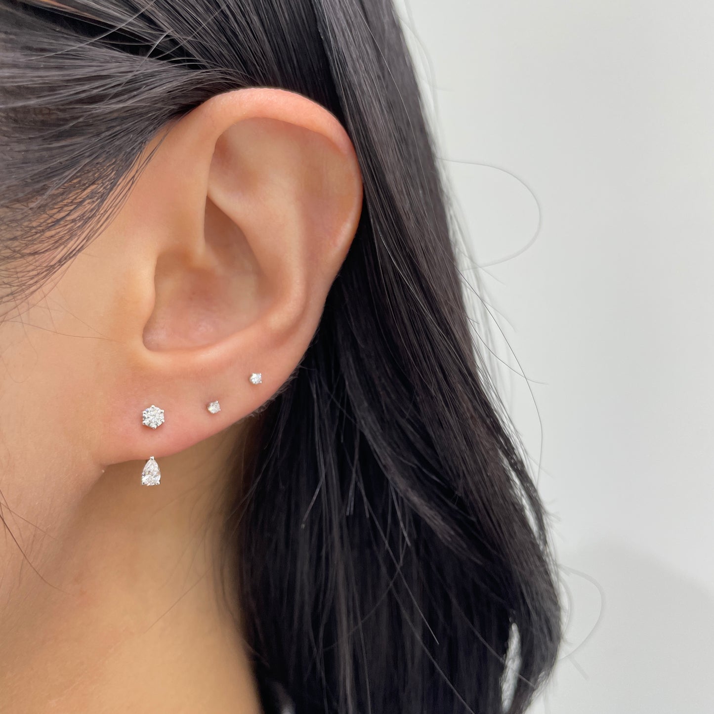 Lab diamond round and pear 0.4ct L jacket earrings-pair