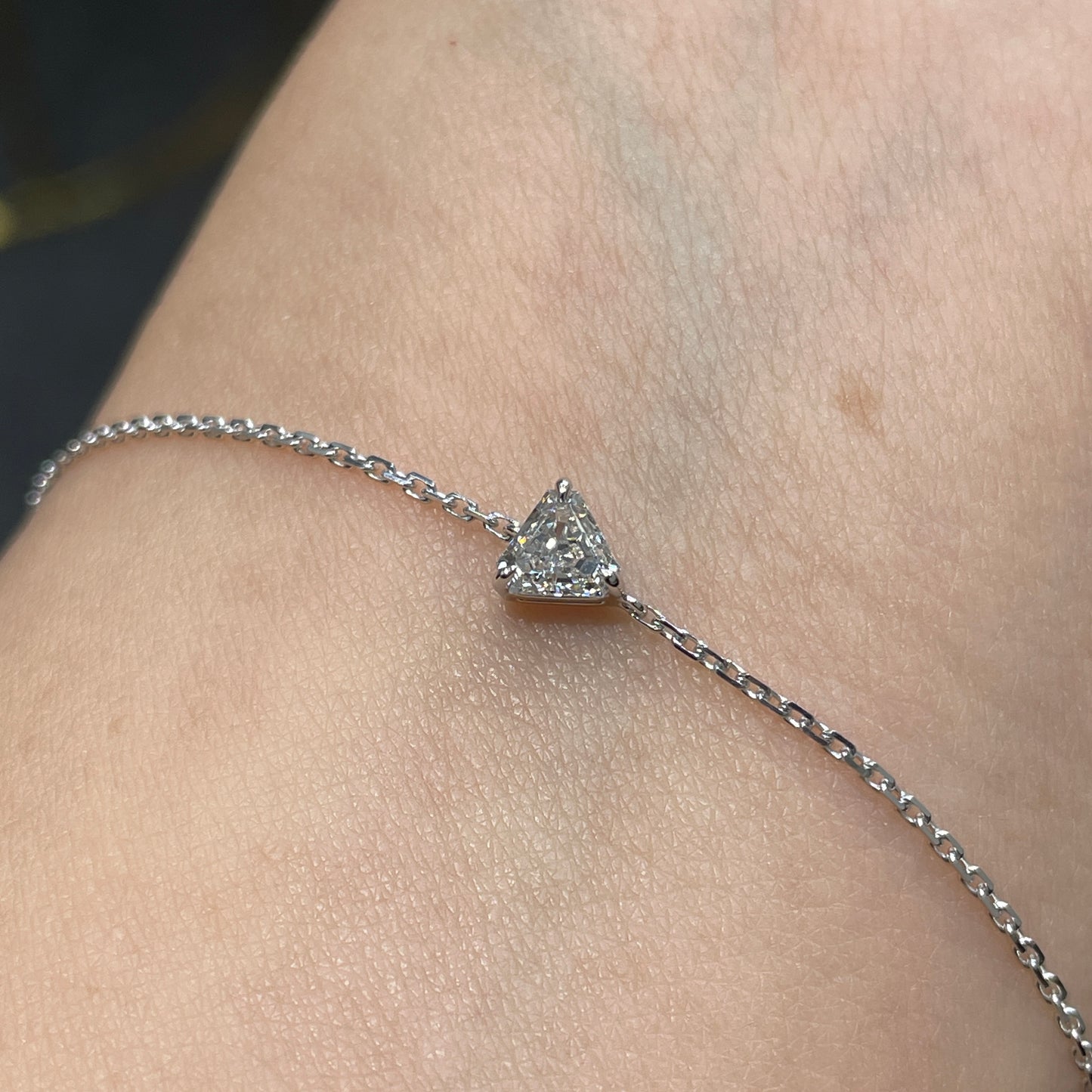 Lab diamond Calf-head 0.3ct three-prong bracelet