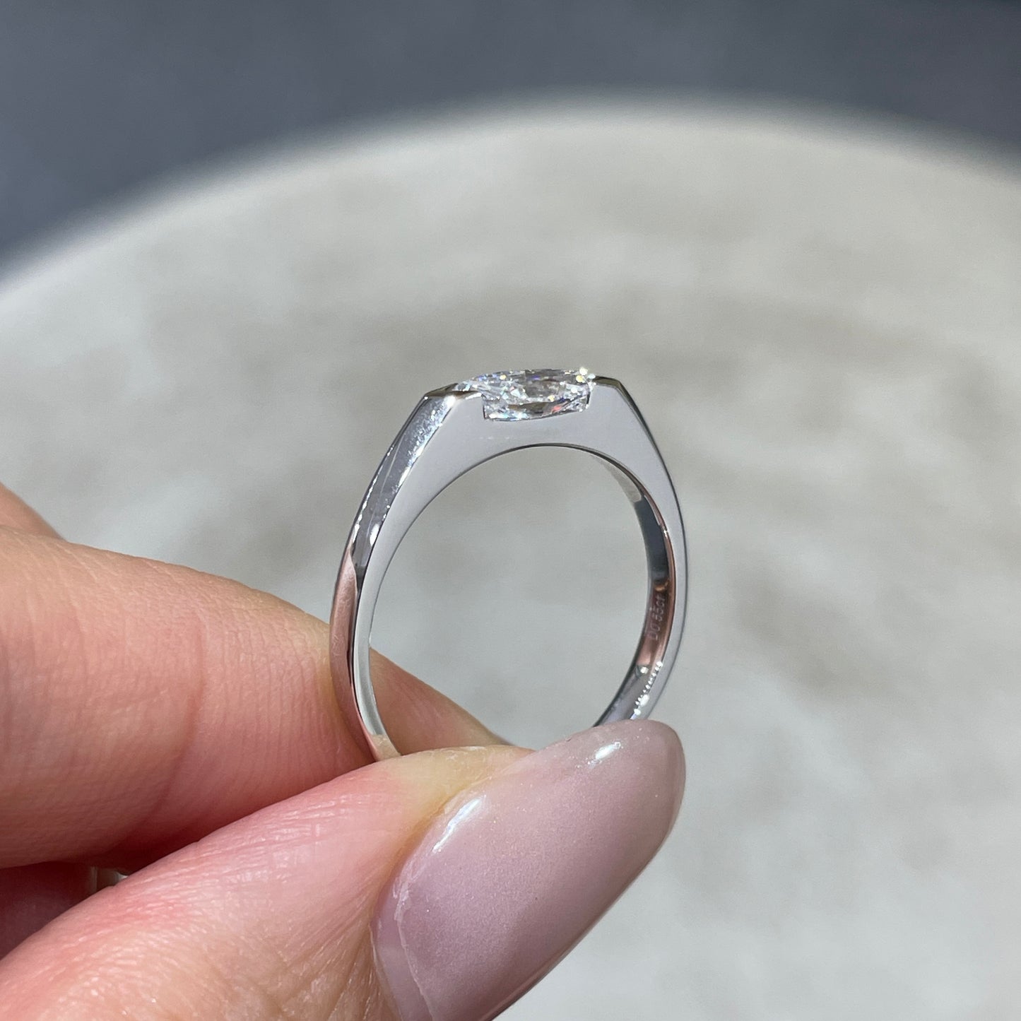 9K Lab diamond marquise 0.5ct east west horizontal ring