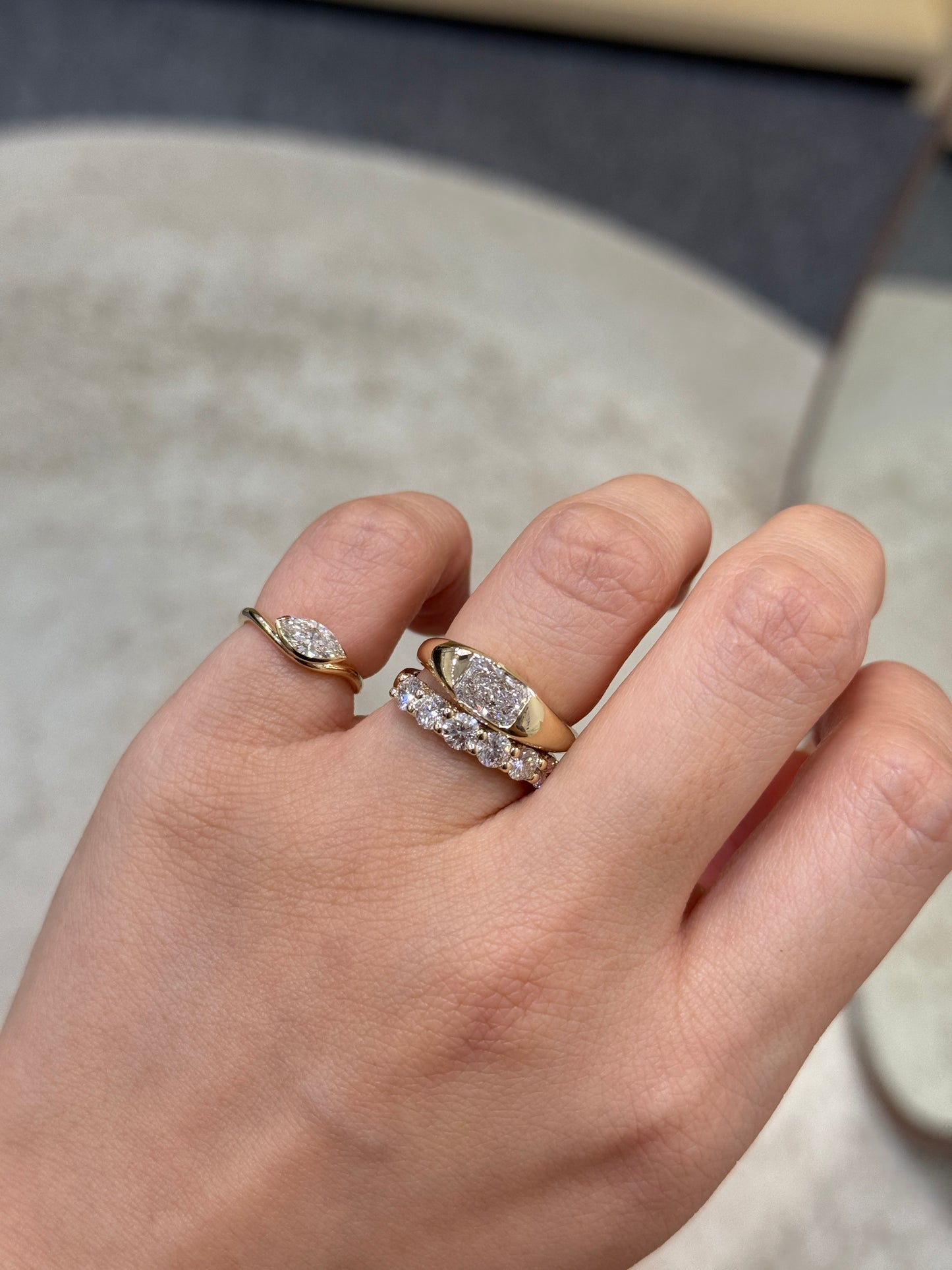 9k Lab diamond 0.5ct Marquise shape wavy pinky ring