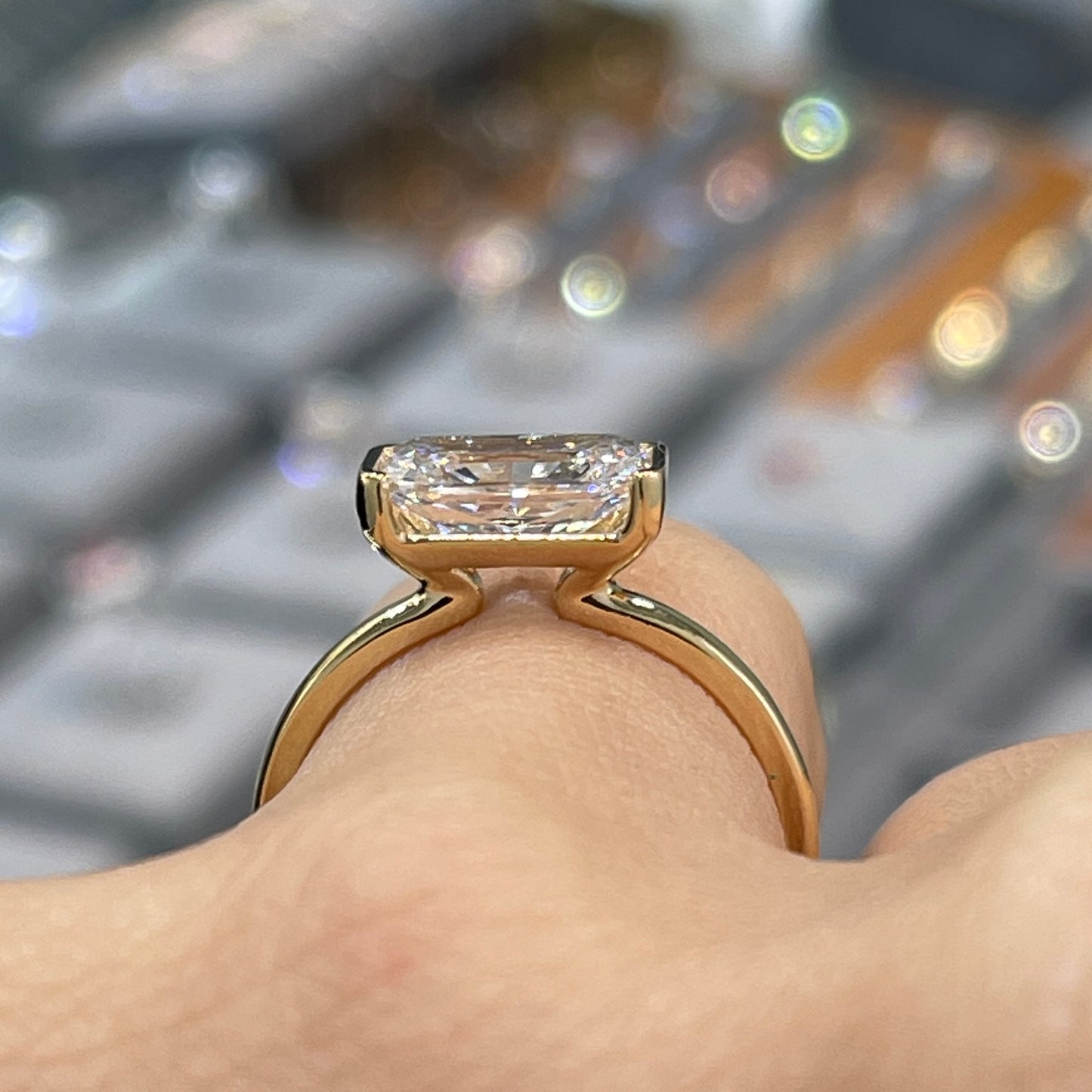 IGI lab diamond Radiant cut 1.8ct half bezel east west ring