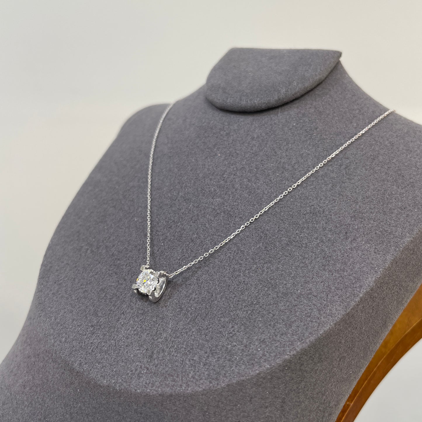 Lab diamond round 1ct classic C necklace