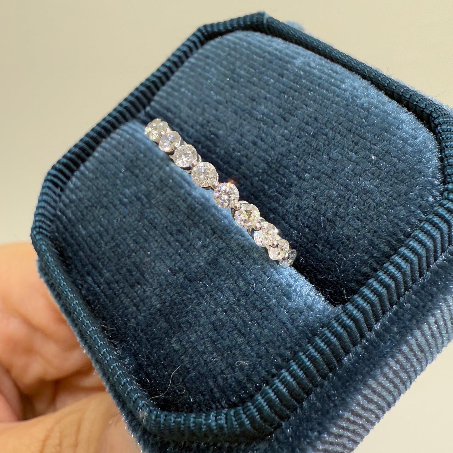 Lab diamond round 0.6ct single prong half eternity ring