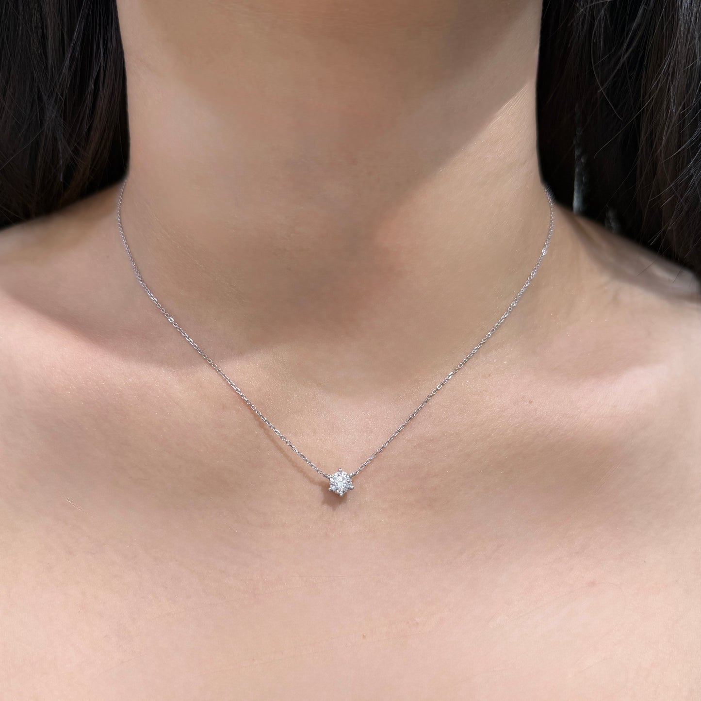 Lab diamond round 0.5ct six-prong necklace