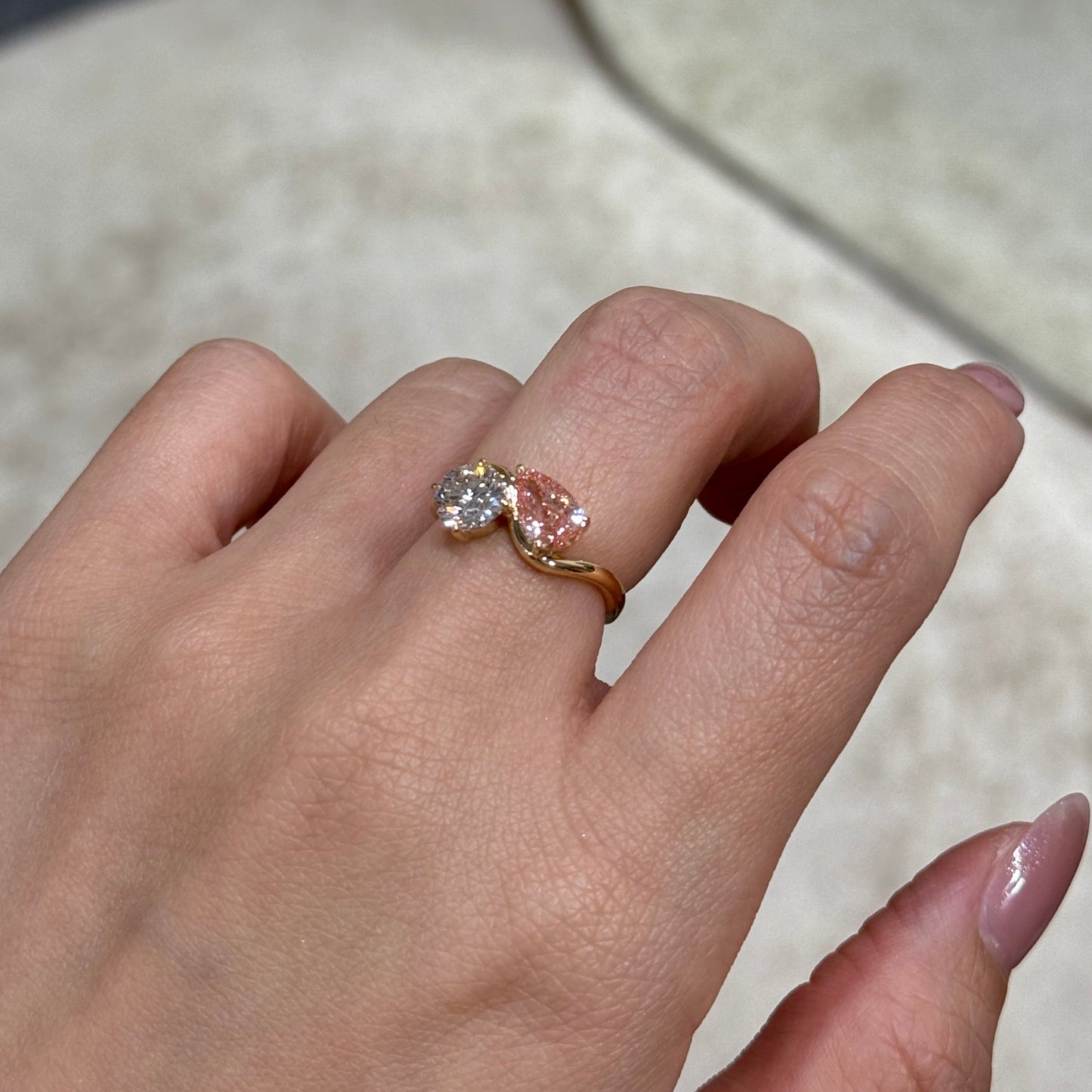 IGI lab pink diamond Pear 1ct with lab diamond round 1ct toi et moi wavy ring