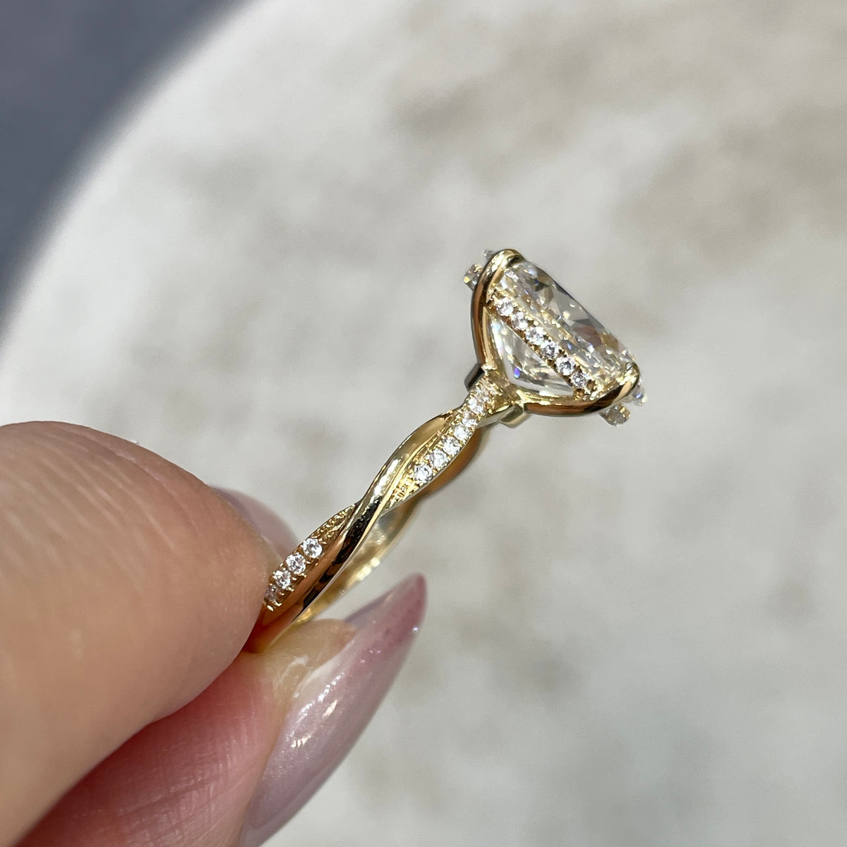 IGI Lab diamond Oval shape 3ct four-prong underhalo pave twisted band ring