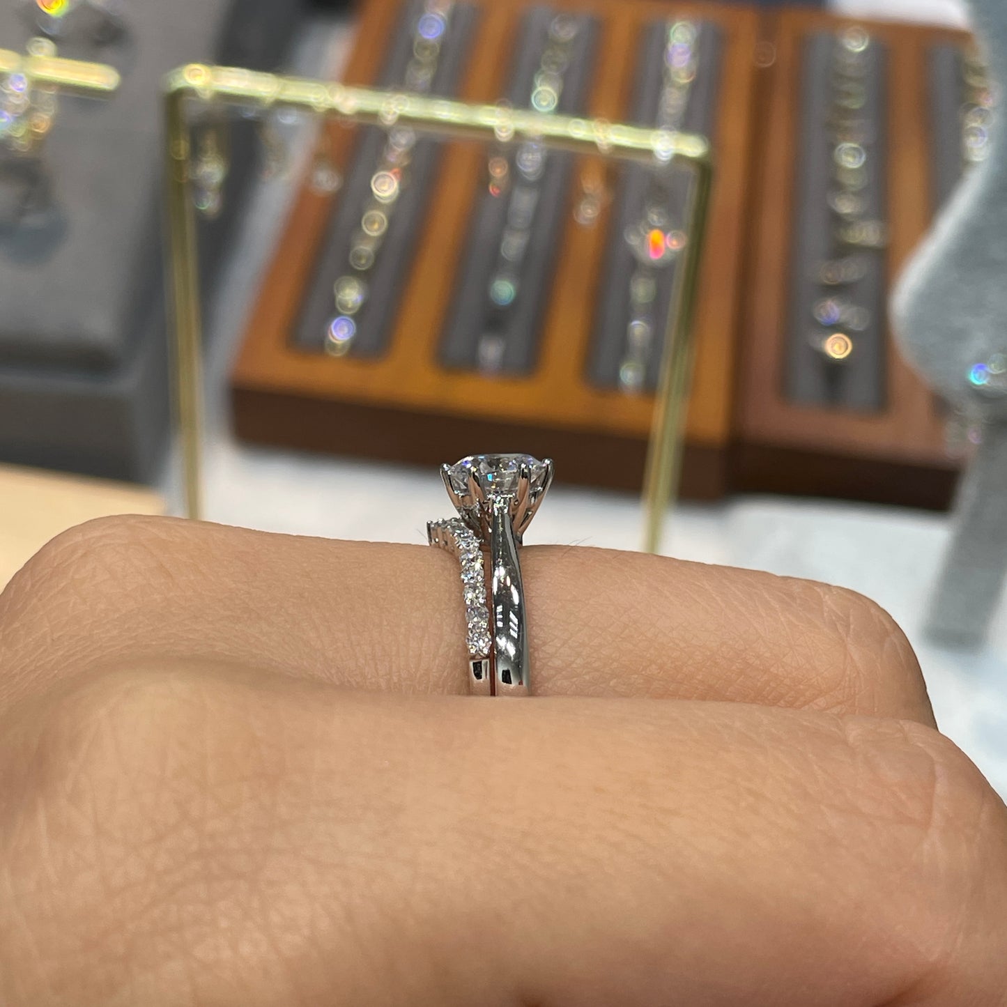 Lab diamond round 0.25ct v shape half eternity ring
