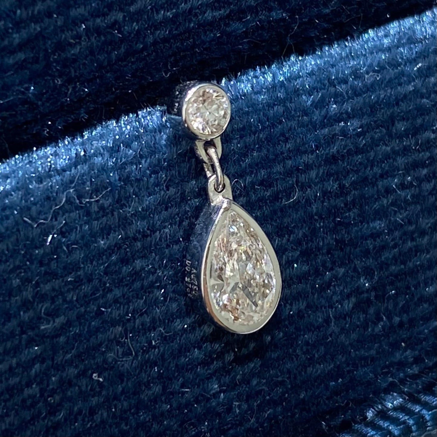 Lab diamond pear shape 0.35ct drop earring-each