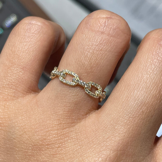 9k Lab diamond round 0.3ct chain link ring