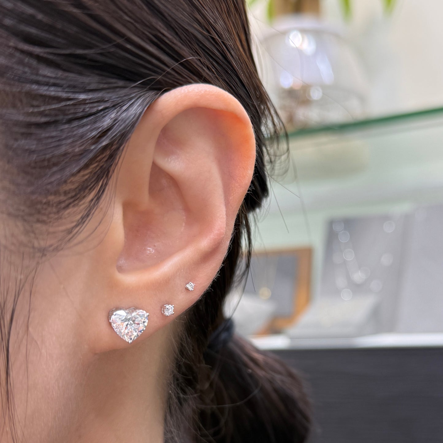 IGI Lab diamond heart 3ct three-prong stud earrings -pair
