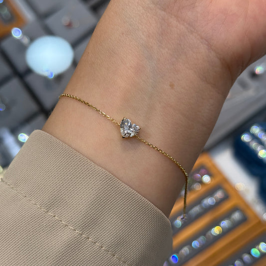 IGI Lab diamond heart shape 1ct three-prong bracelet