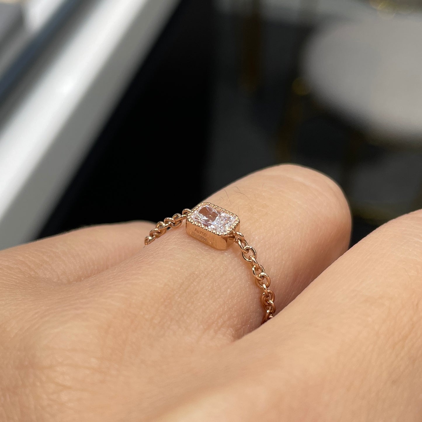 Lab diamond radiant cut 0.4ct milgrain bezel chain ring