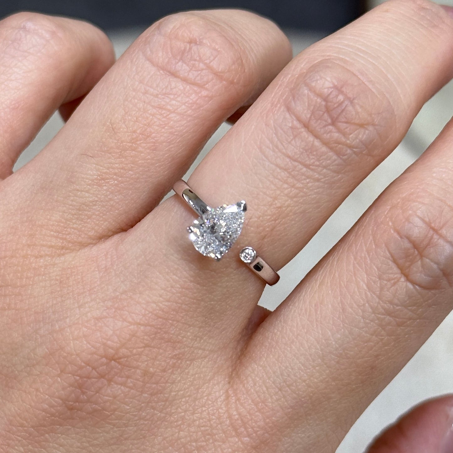 Lab diamond pear shape 1ct open ring