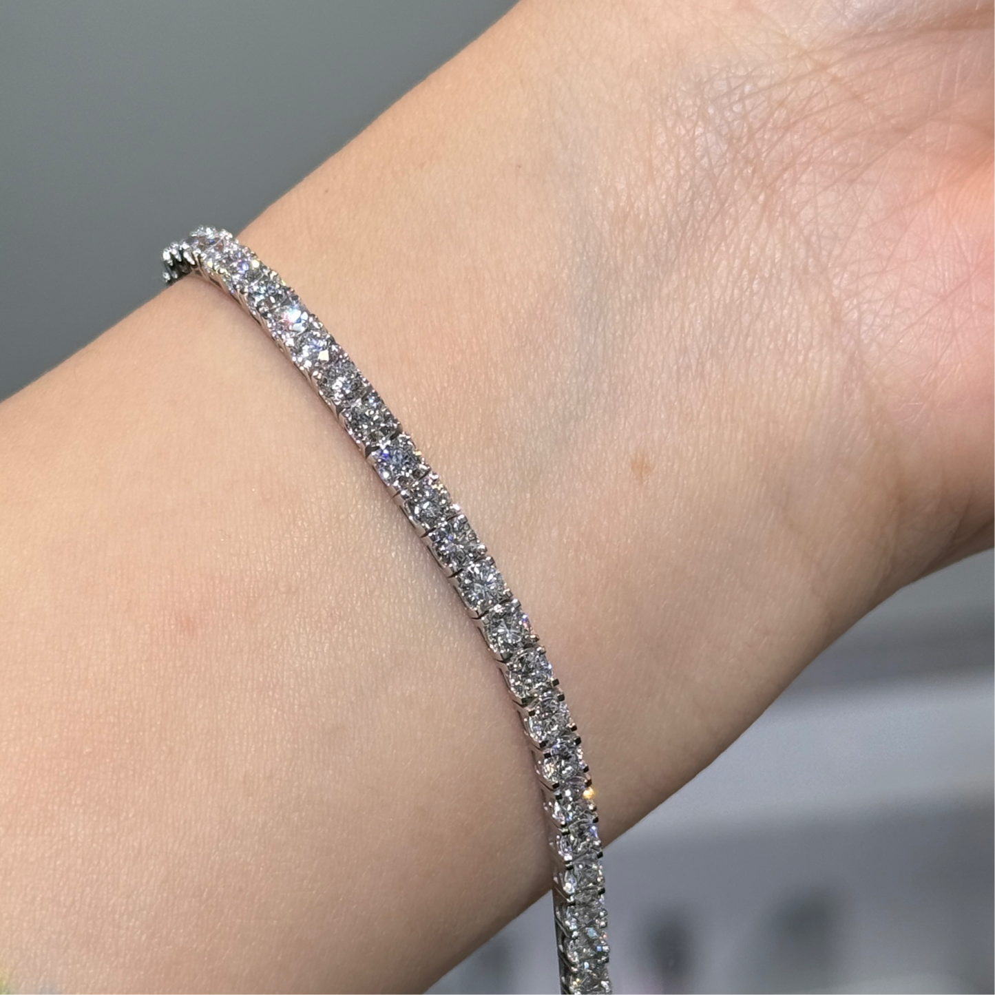 Lab diamond round 5ct cow four-prong tennis bracelet