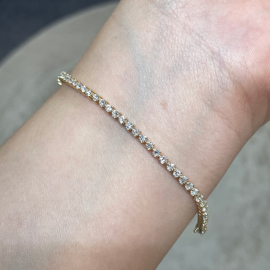 9k Lab diamond round 2ct three-prong tennis bracelet