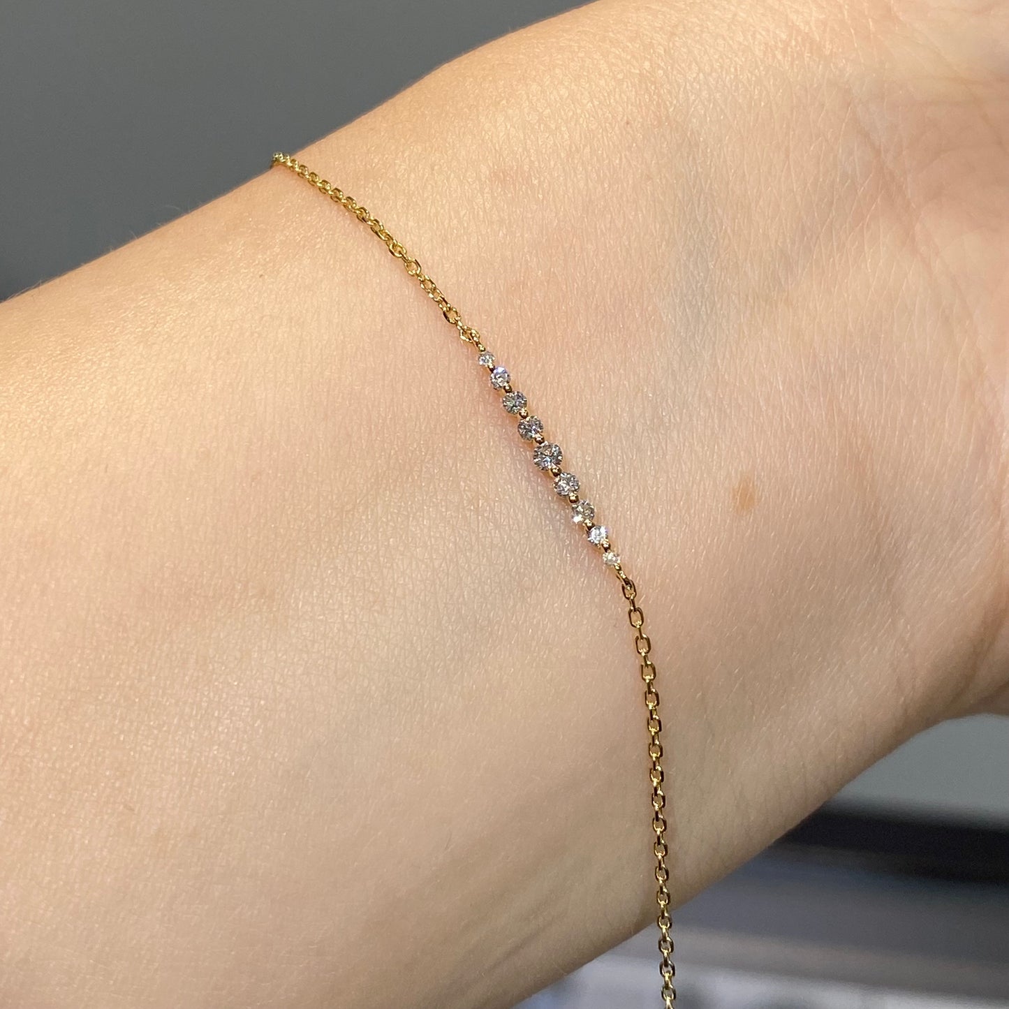 Lab diamond round 0.1ct bar bracelet