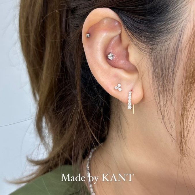 Lab diamond 0.3ct U-shaped earrings-pair