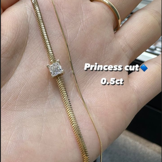 Lab diamond Princess cut 0.5ct with wide snake chain bracelets