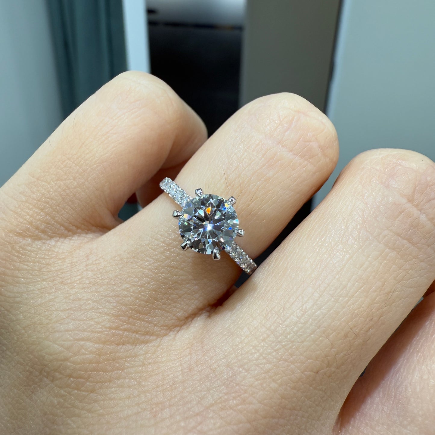 IGI lab diamond round 1.3ct six-prong pave ring