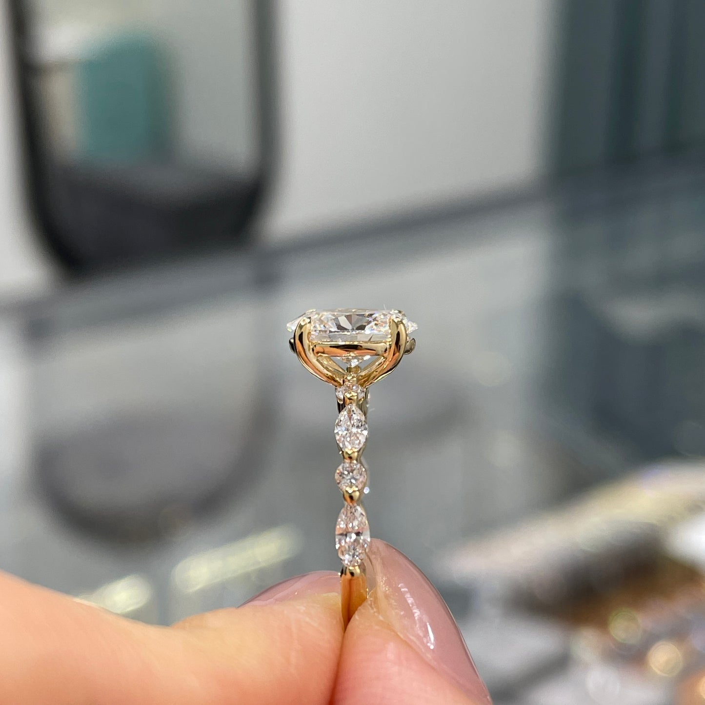 IGI lab diamond Oval 1.2ct marquise round mix pave ring