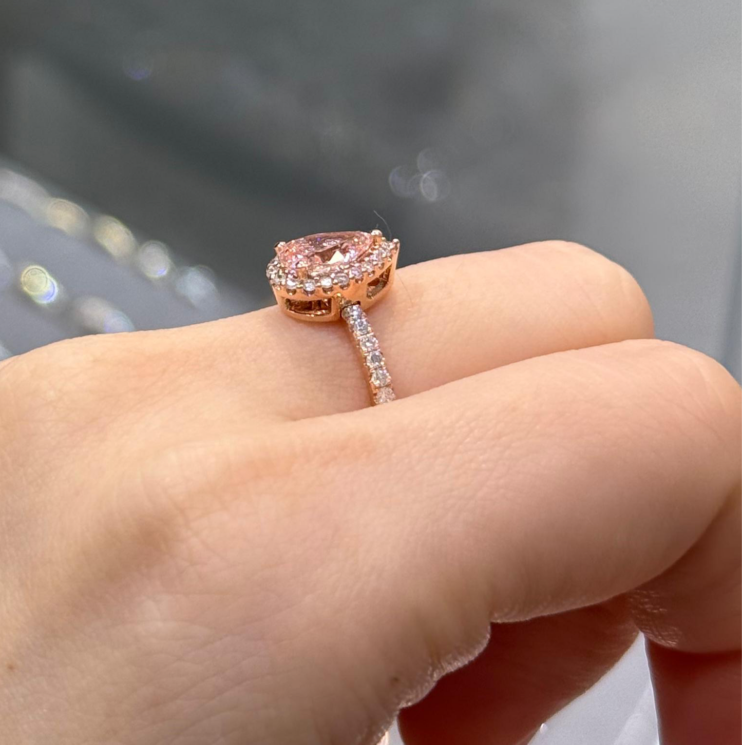 IGI Lab pink diamond Pear shape 0.9ct two way halo pave ring