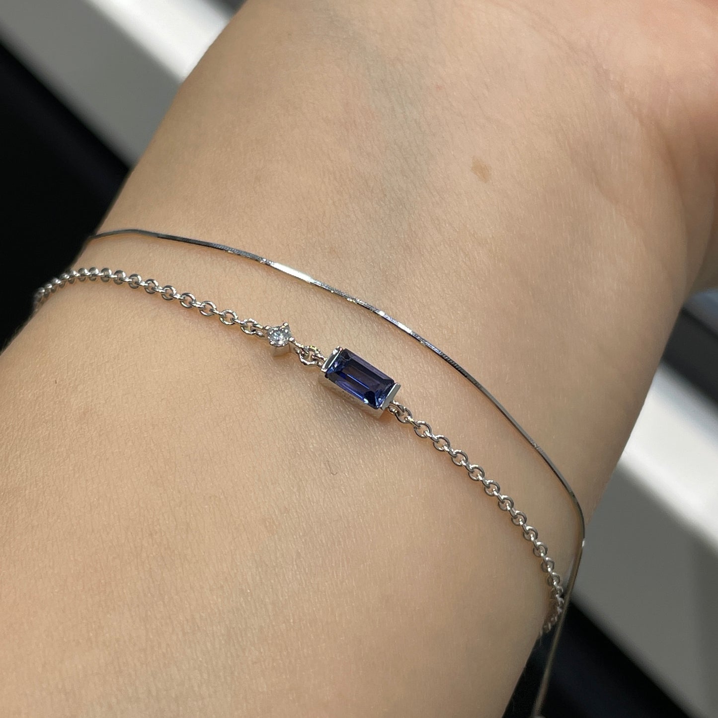 Lab sapphire royal blue color baguette cut 0.35ct with little diamond thinker chain bracelet