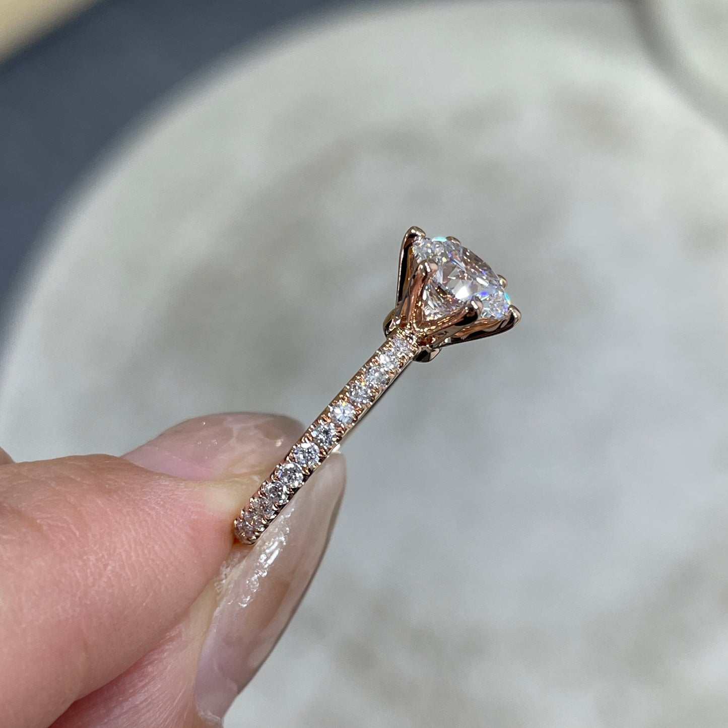 IGI lab diamond round 1.5ct six-prong full pave ring