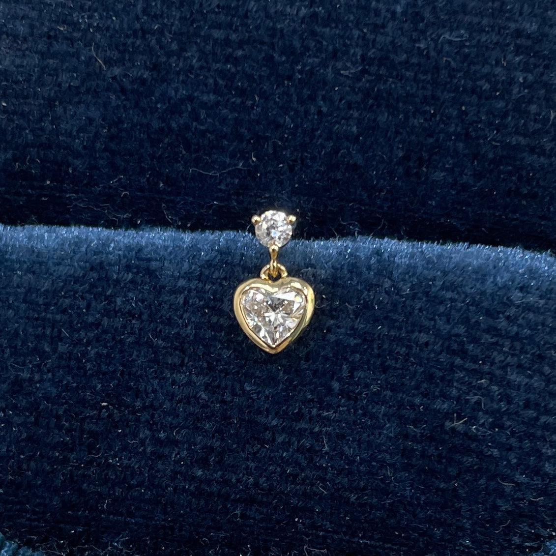 Lab diamond round swing heart shape 0.18ct bezel stud earring-each