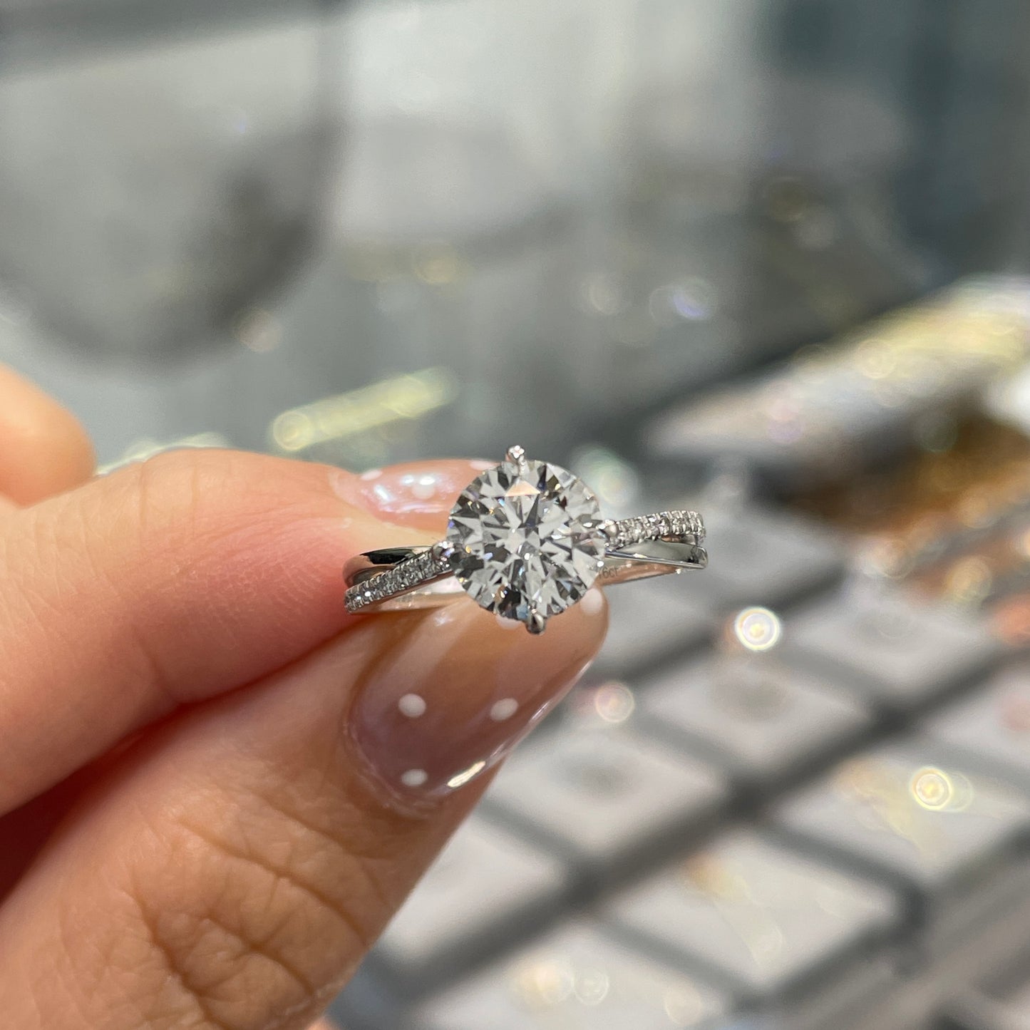 IGI Lab diamond Round 1.5ct compass four-prong underhalo criss cross pave band ring