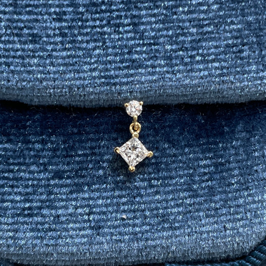 Lab diamond round swing princess cut 0.18ct stud earring-each