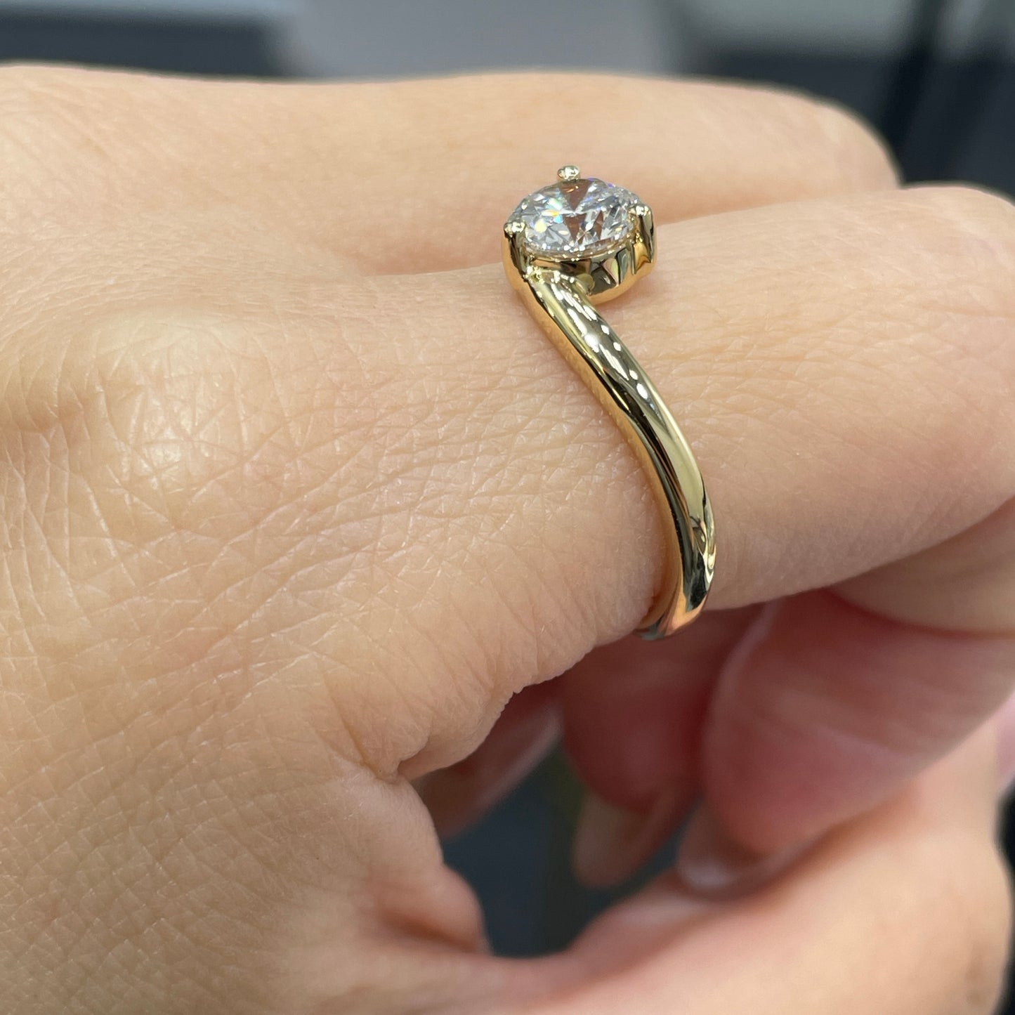 Lab diamond round 1ct rapture ring