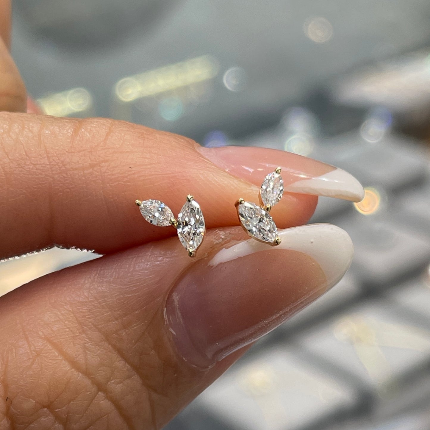 Lab diamond marquise 0.15ct fallen leaves stud earring-each