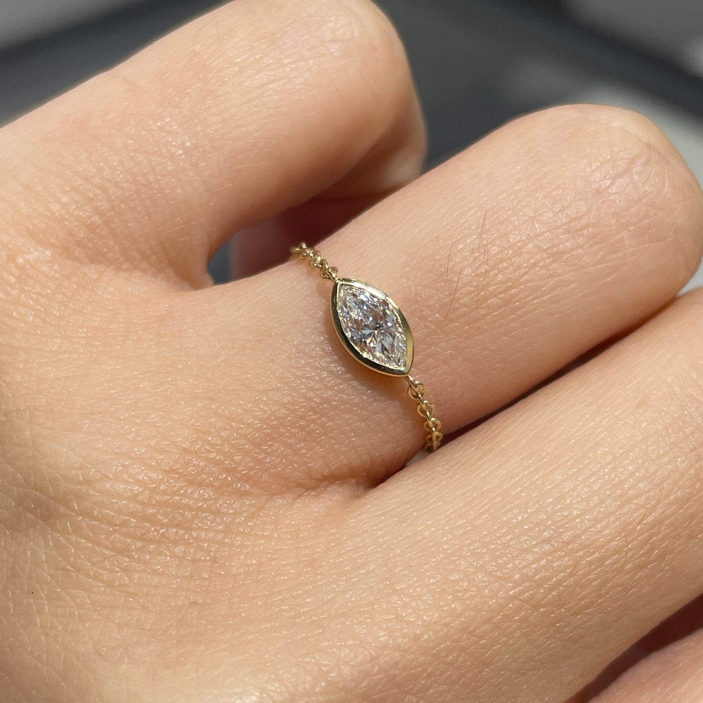 Lab diamond Marquise shape 0.3ct with baby diamond bezel chain ring
