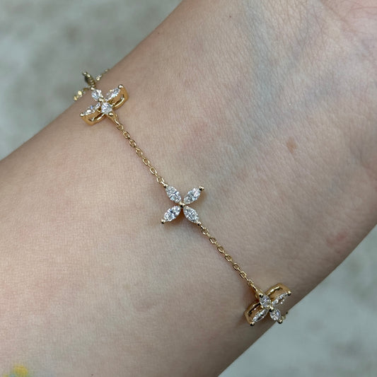 Lab diamond marquise 1ct five flowers bracelet