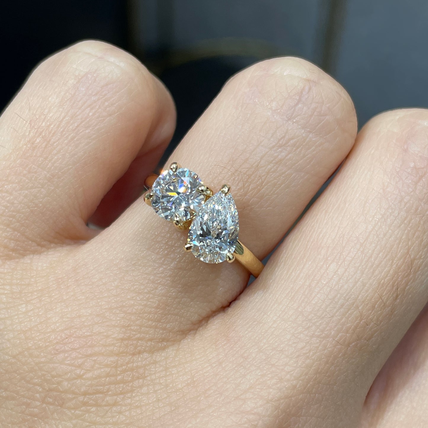 Lab diamond round and pear 2ct toi et moi ring